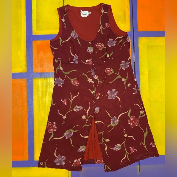 Floral Button-Down Sleeveless Dress - Picture 1 of 6